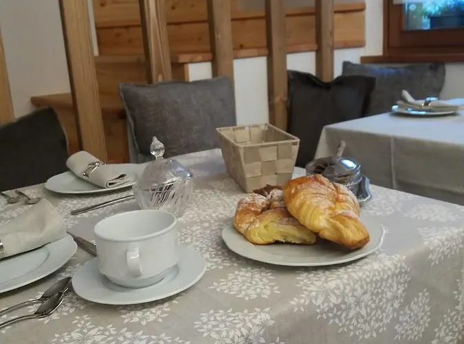 Nocleg ze śniadaniem Al Castel Padola