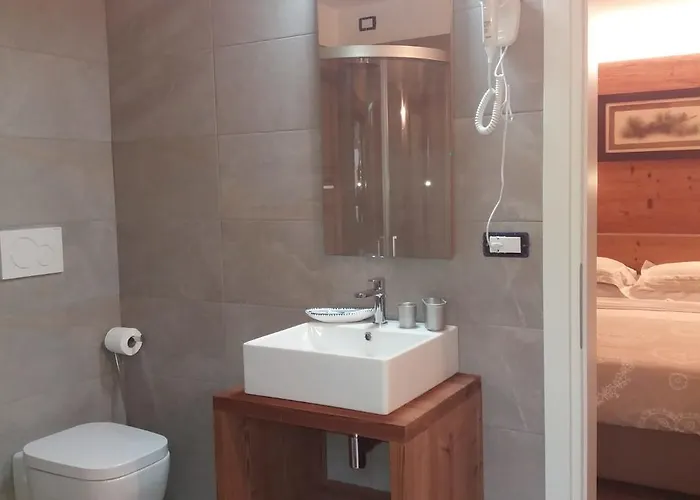 Al Castel Nocleg ze śniadaniem 3*