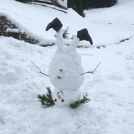 فندق مبيت وإفطار Al Castel بادولا