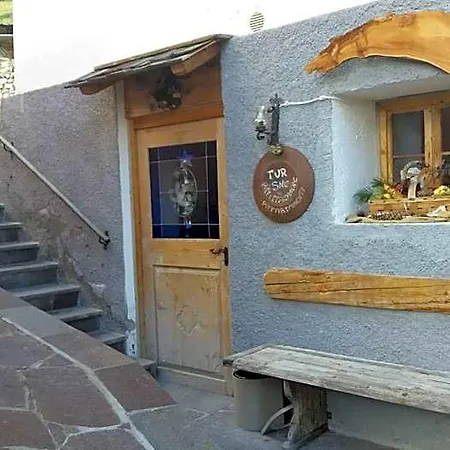 Al Castel فندق مبيت وإفطار