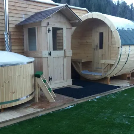 فندق مبيت وإفطار Al Castel 3*